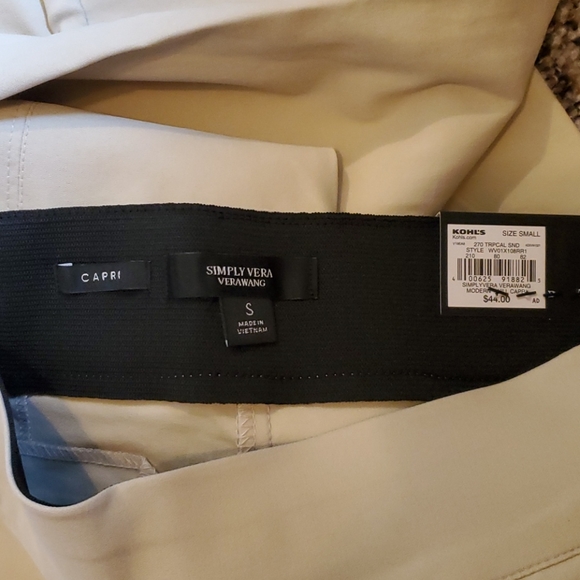 Dress Capris - Picture 2 of 3